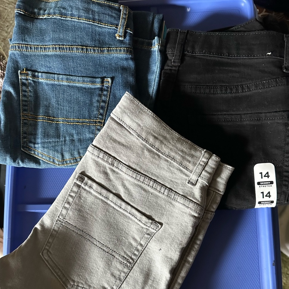 BNWT boys skinny jeans